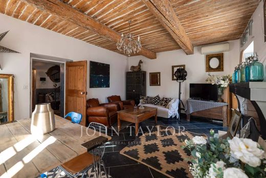 Luxe woning in Saint-Cyr-sur-Mer, Var