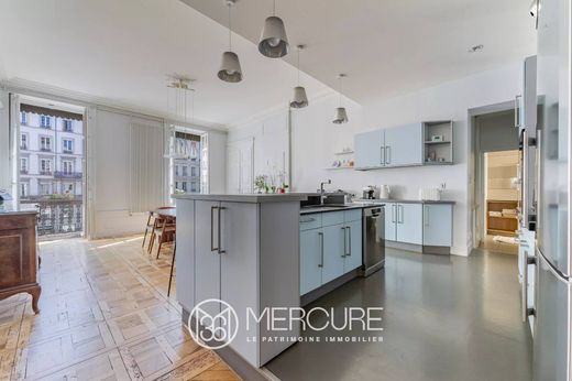 Apartment / Etagenwohnung in Lyon, Rhône