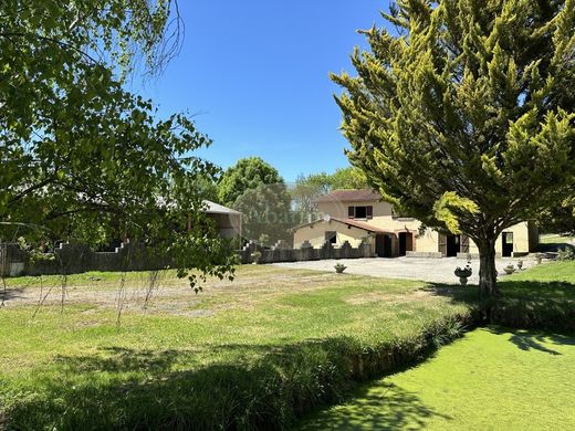 Luxe woning in Castelnau-Magnoac, Hautes-Pyrénées