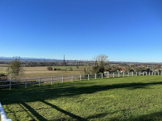 Castelo - Pau, Pirineus Atlânticos