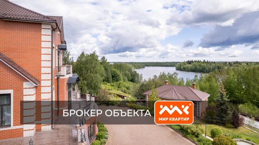 Maison de luxe à Khittolovo, Vsevolozhskiy Rayon