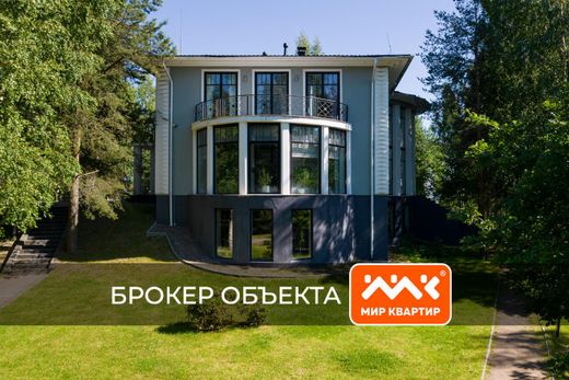 Luxury home in Poroshkino, Leningrad