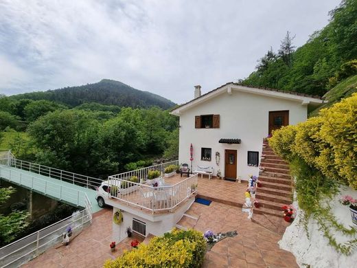 Villa in Andoain, Gipuzkoa