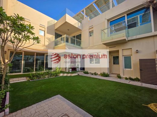 Villa - Dubai
