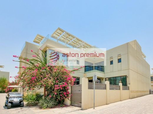 Villa in Dubai