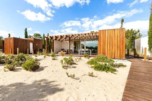 Vrijstaand huis in Tróia, Grândola