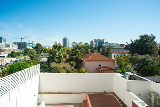 Avenidas Novas, Lisbonのアパートメント