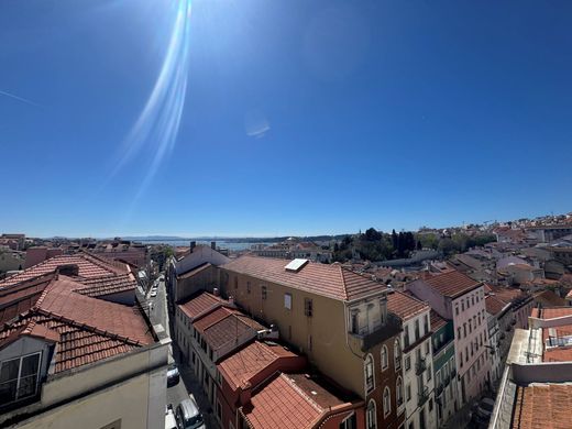 Apartment / Etagenwohnung in Lissabon, Lisbon