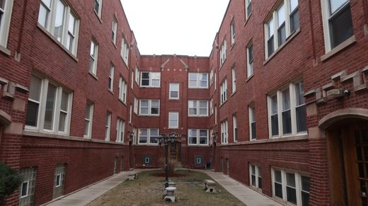 Apartment in Chicago, Cook County