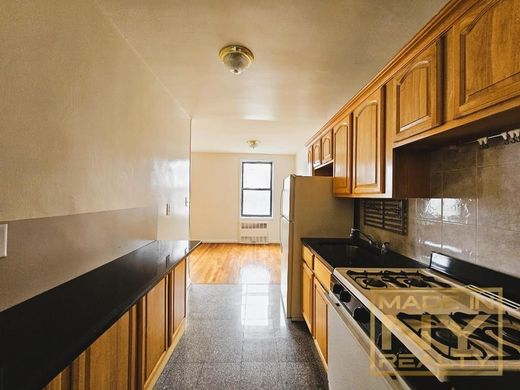 Piso / Apartamento en Flushing, Queens County