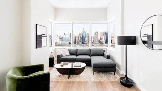 Apartment in Long Island City, New York