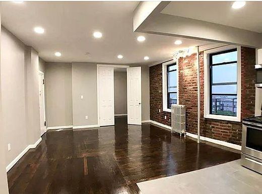 Apartment / Etagenwohnung in Bronx River Houses, Bronx