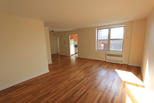 Appartamento a Forest Hills, Queens County