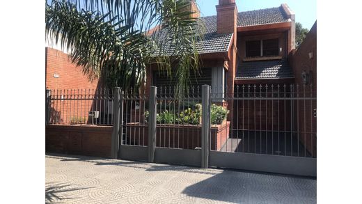 Casa de lujo en Villa Devoto, Buenos Aires CF