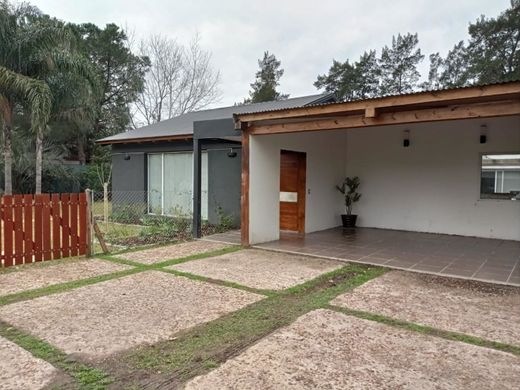 Luxury home in Rosario, Rosario Department