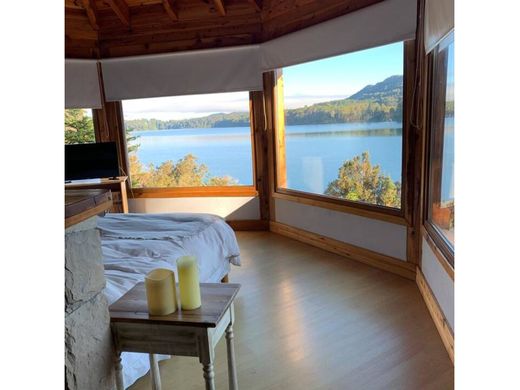 Luxury home in San Carlos de Bariloche, Departamento de Bariloche