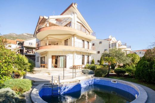 Einfamilienhaus in Herceg Novi