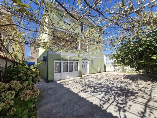 Dom jednorodzinny w Bar