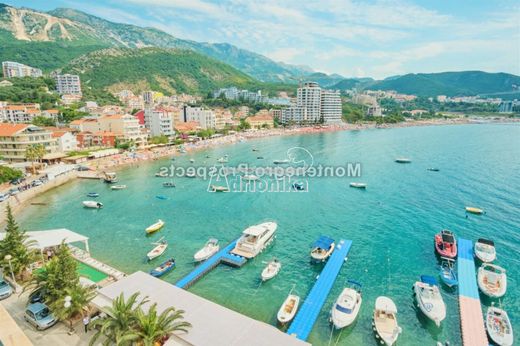 Apartment in Budva