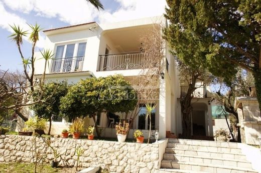 Detached House in Bar