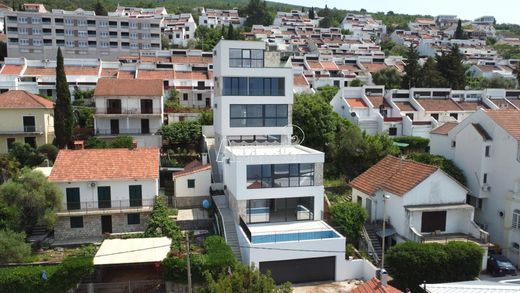 Detached House in Tivat