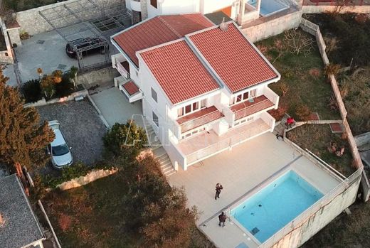 Dom jednorodzinny w Bar