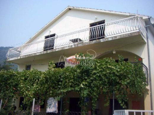 Detached House in Herceg Novi