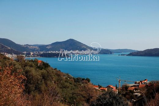 Terreno en Budva