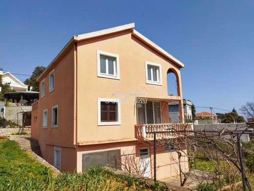 Casa en Ulcinj