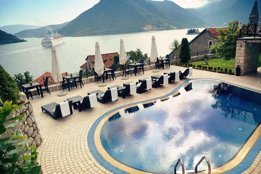 Hotel in Kotor