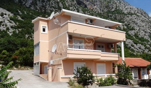 Casa Unifamiliare a Cattaro, Kotor
