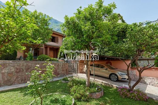 Casa en Kotor