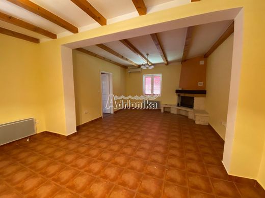Dom jednorodzinny w Herceg Novi
