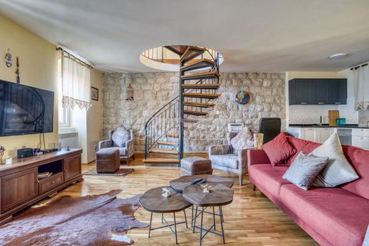 Detached House in Kotor