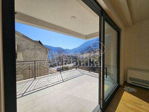 Maison individuelle à Kotor