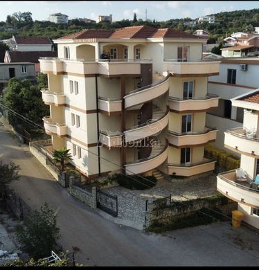 ‏בית חד-משפחתי ב  Bar