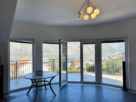 Apartment in Kotor