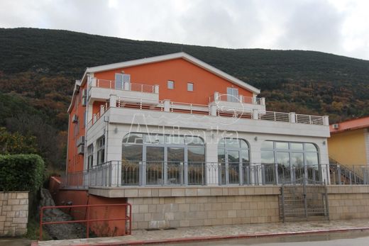 Hotel in Herceg Novi