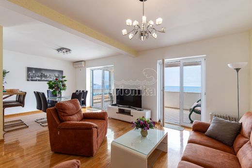 Apartment in Budva