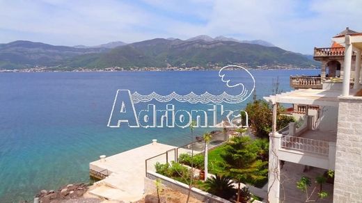Villa en Tivat
