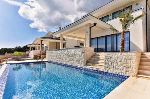 Detached House in Ulcinj