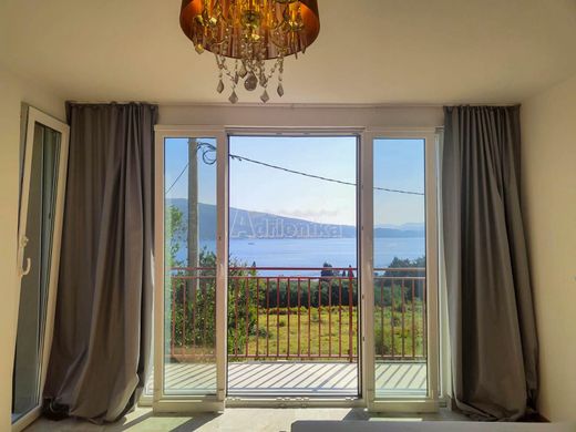 Dom jednorodzinny w Herceg Novi