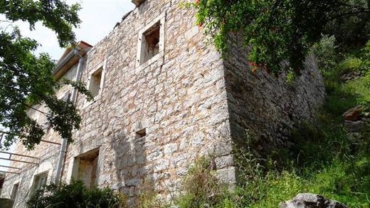 Vrijstaand huis in Herceg Novi