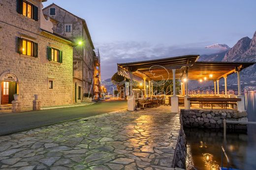 Casa Unifamiliare a Cattaro, Kotor