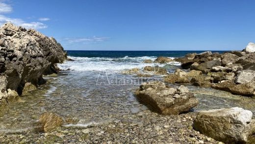 Grundstück in Ulcinj