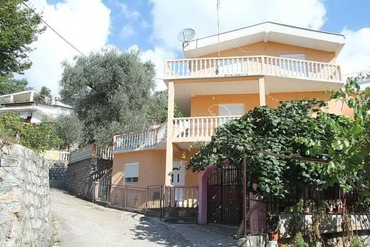 ‏מלון למכירה Bar