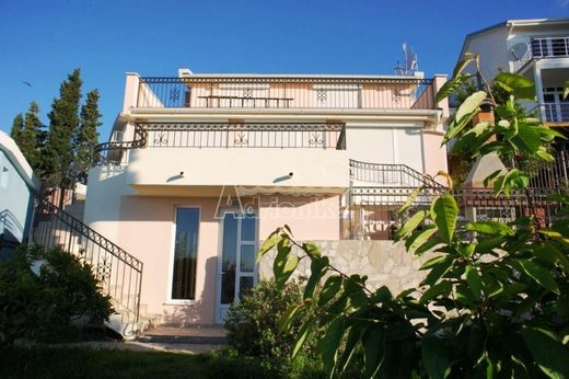 Vrijstaand huis in Bar