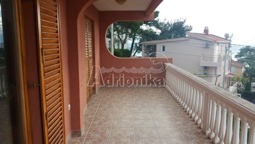 Μονοκατοικία σε Bar