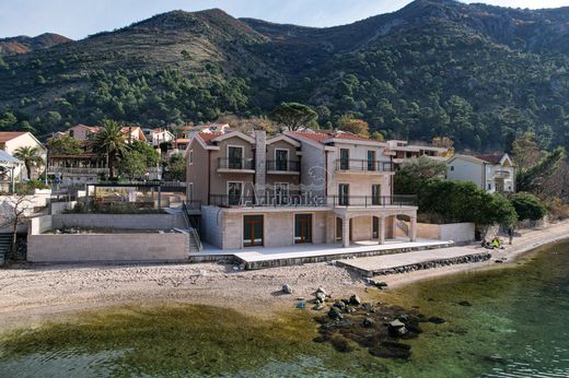 Villa in Kotor