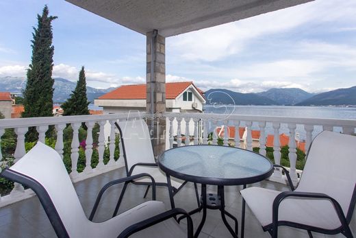 Maison individuelle à Tivat